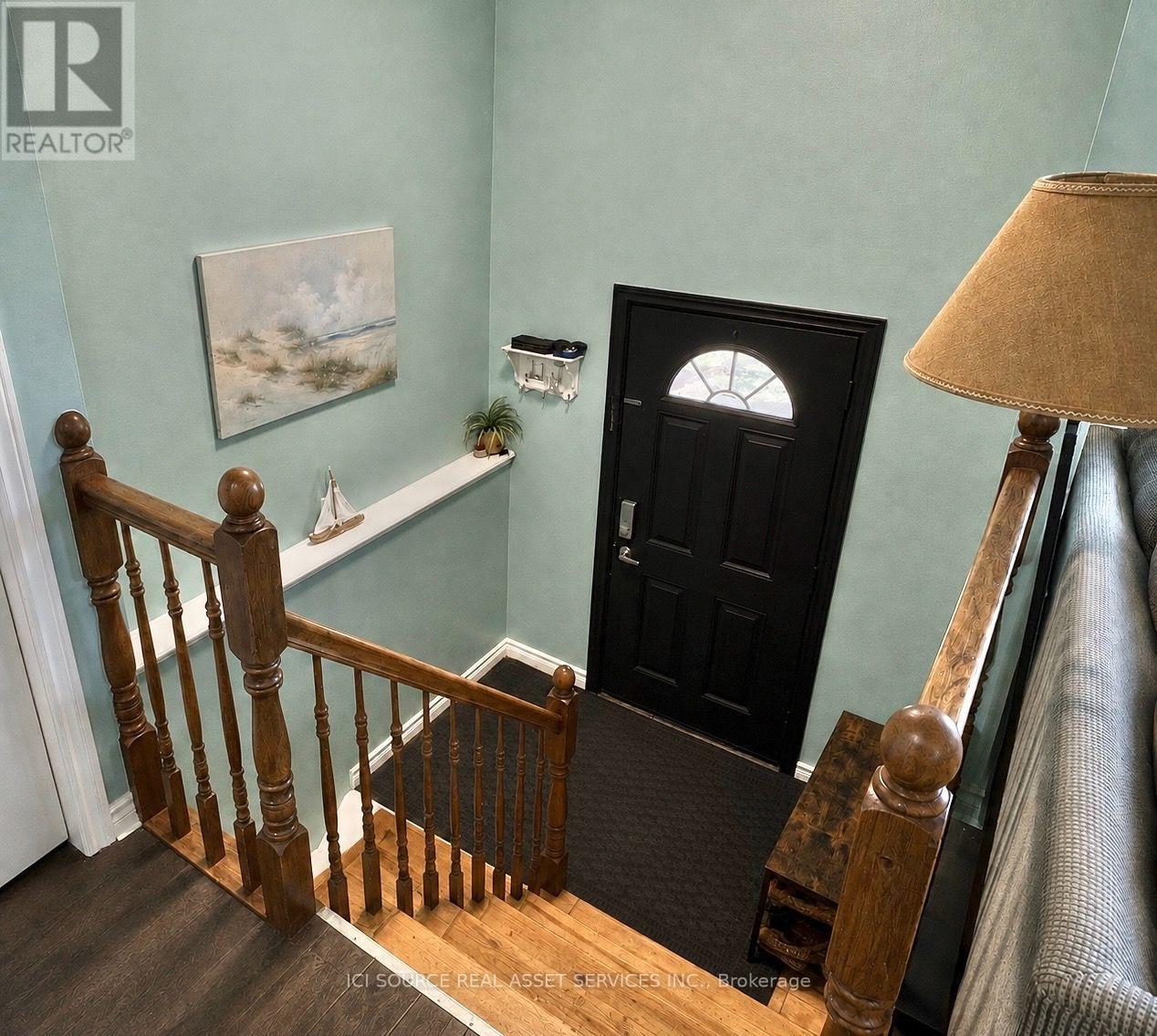 34 GRANTHAM AVENUE - 14