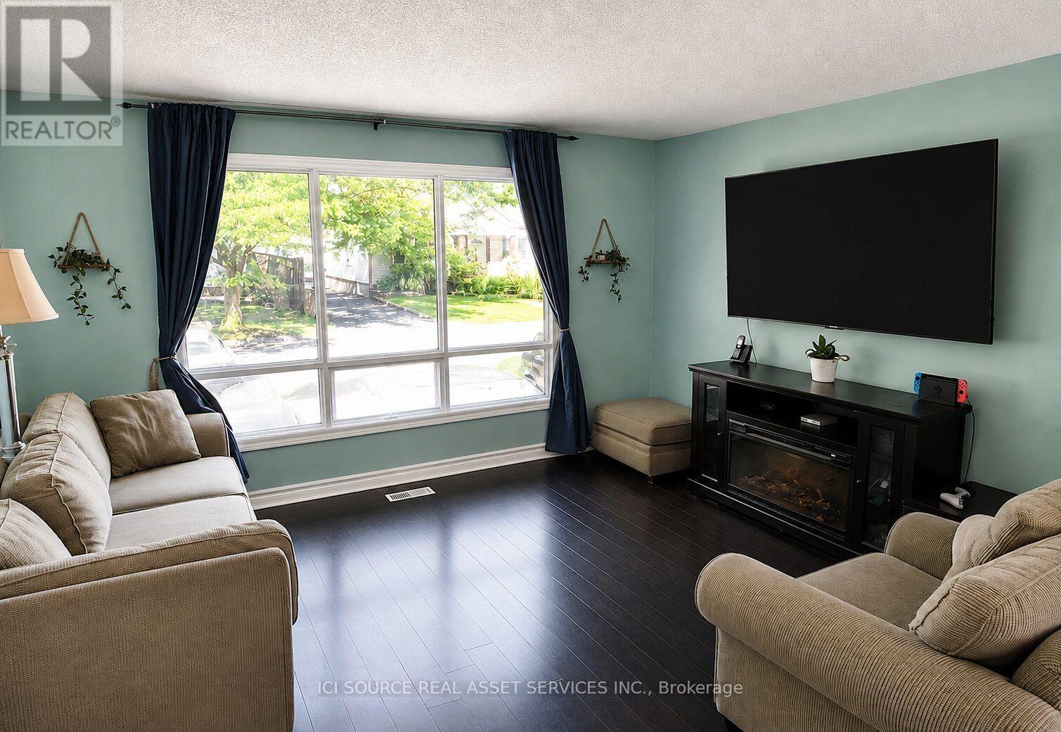 34 GRANTHAM AVENUE - 4