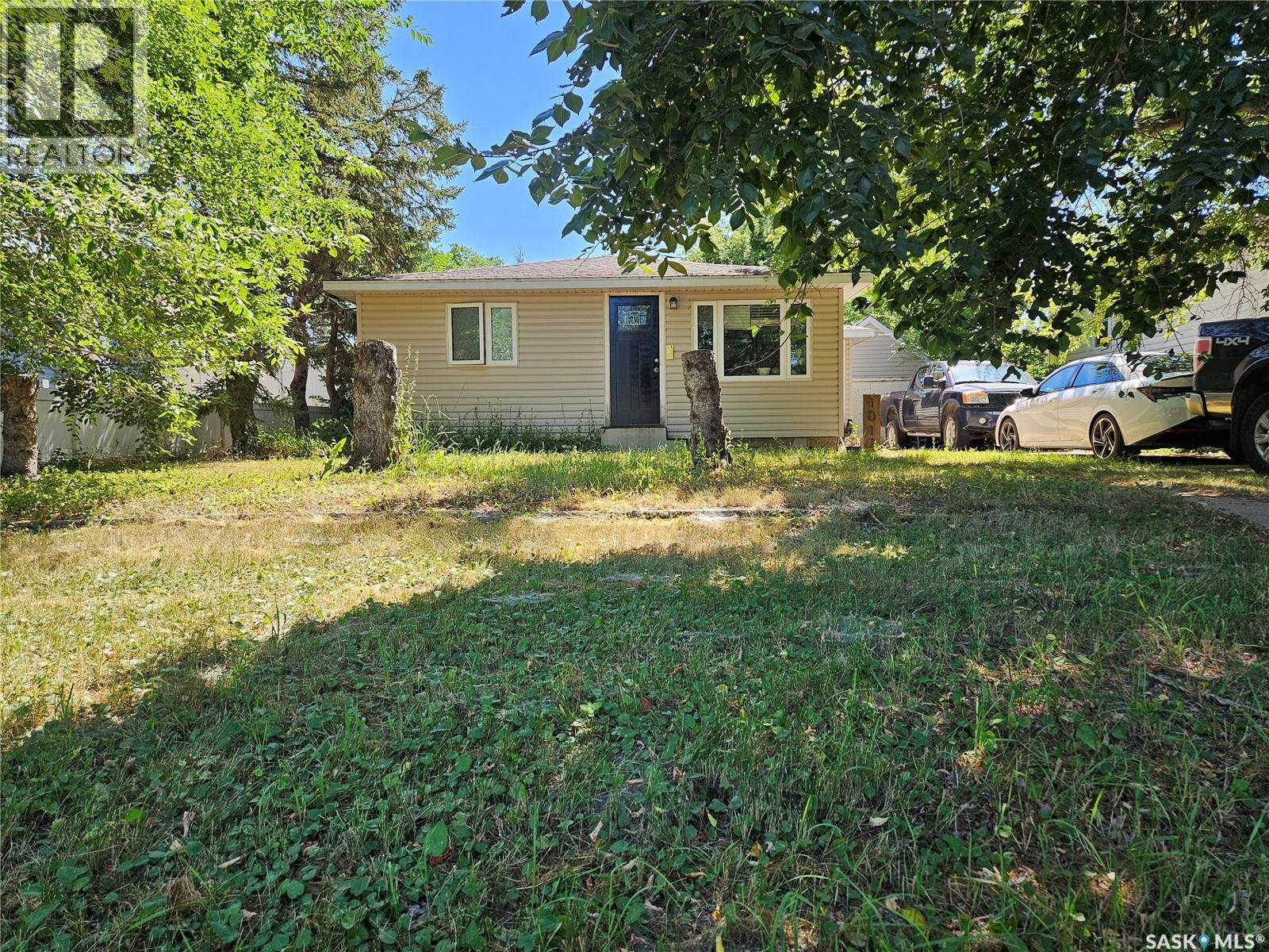 1017 Coteau STREET W - 2