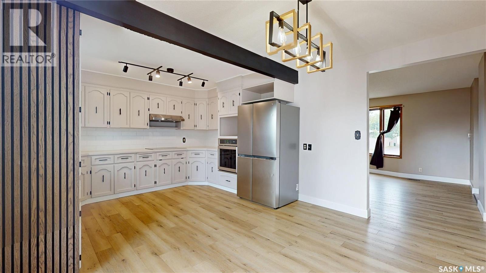 155 WELLS STREET - 8
