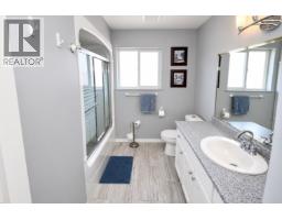 1985 Goold Road, Houston, BC V0J1Z0 Photo 32