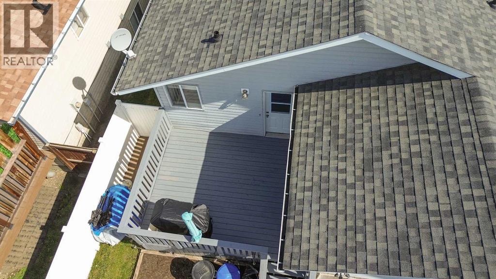 3 Taylor Drive - 36