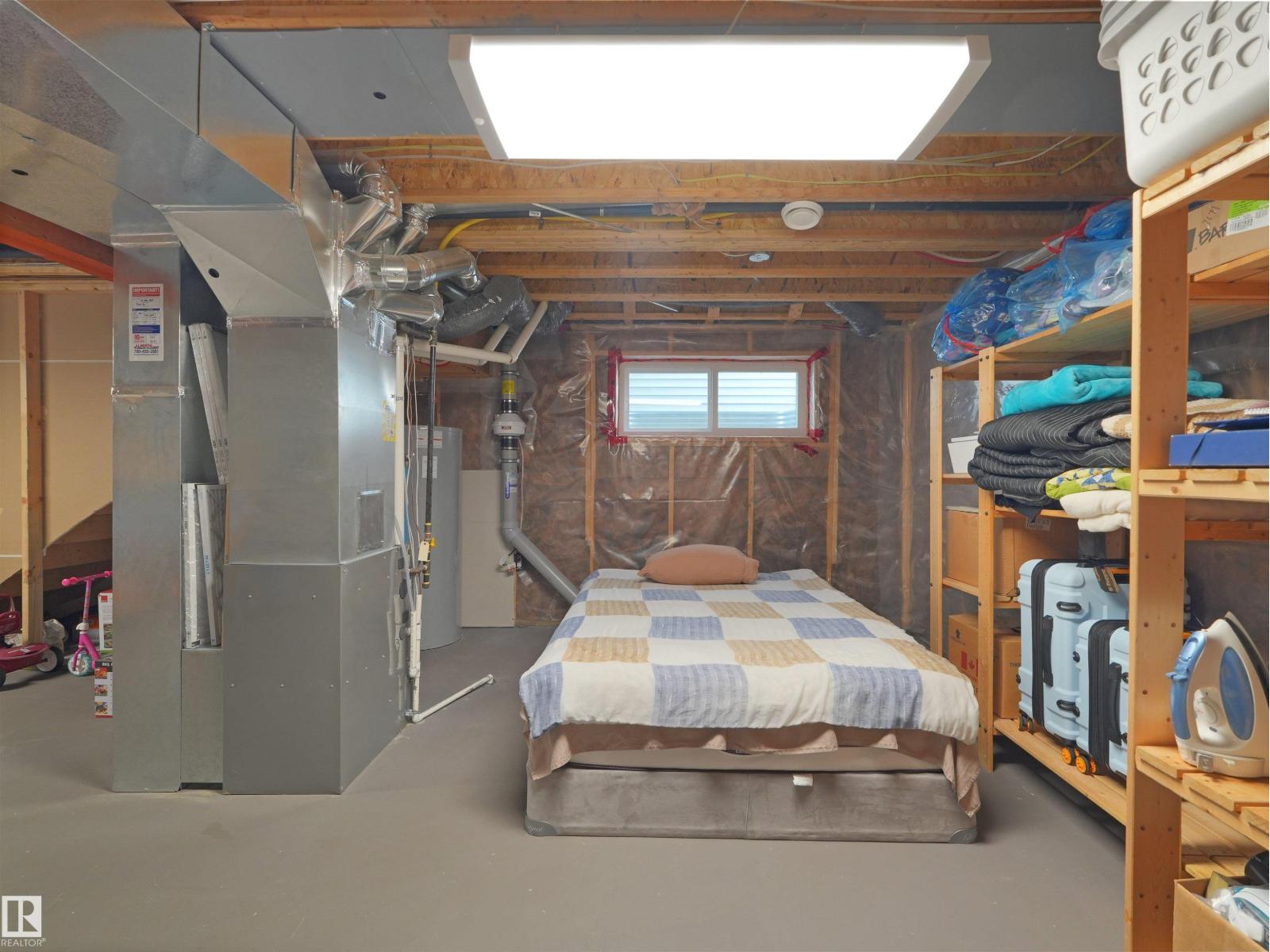 1318 CHAPPELLE BV SW - Image 34