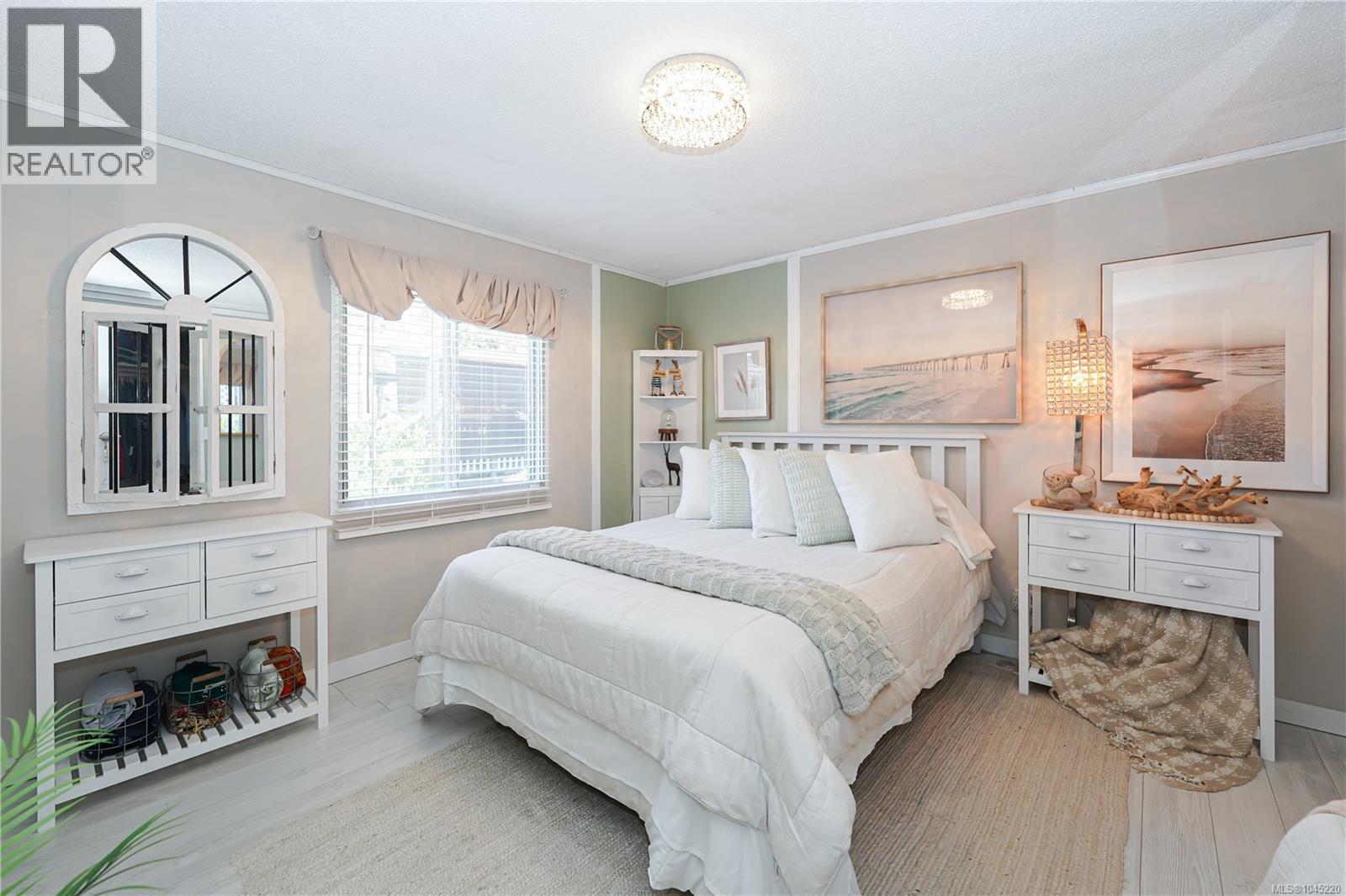 #33 7701 Central Saanich Rd - 22