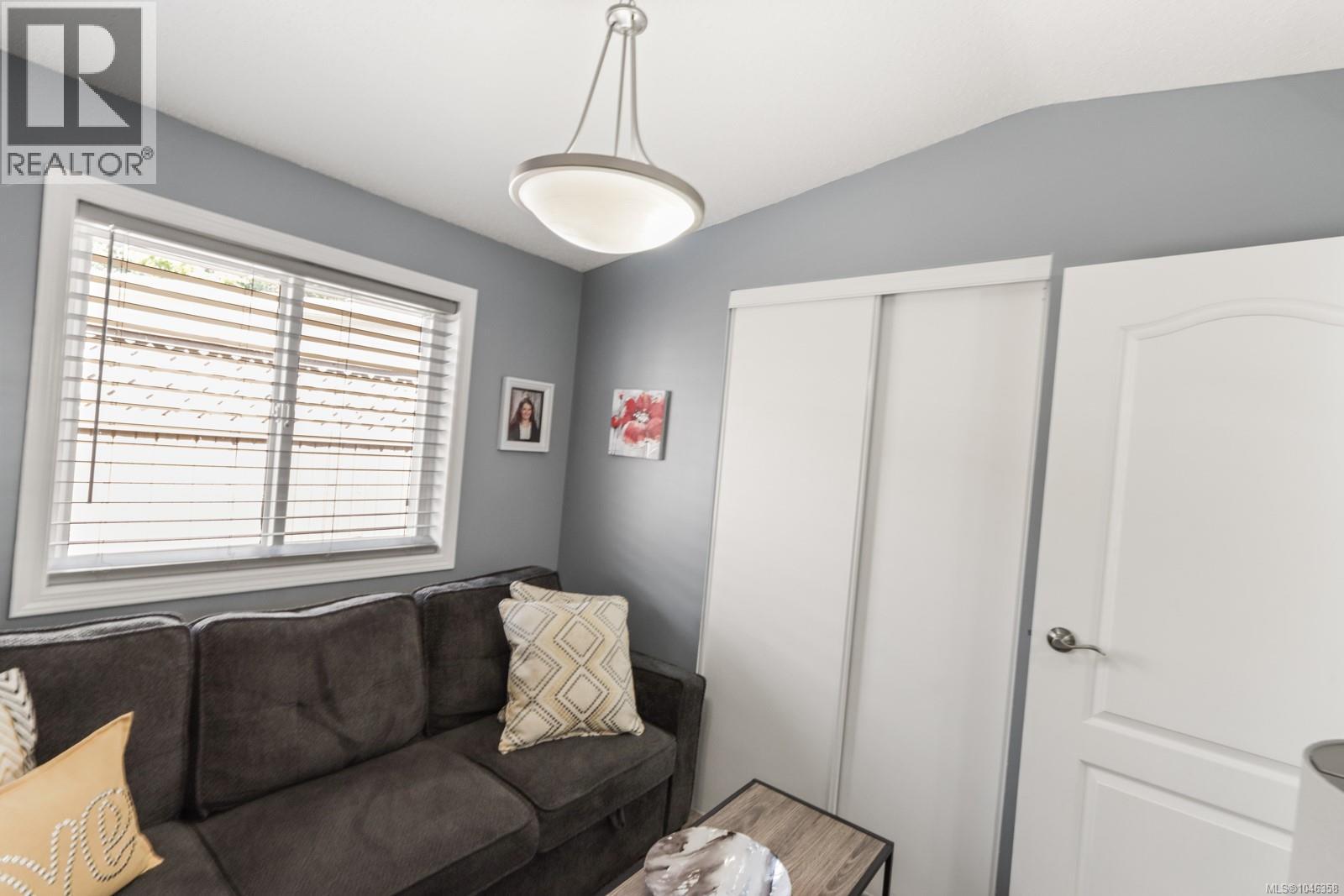 3871 King Arthur Dr - 24