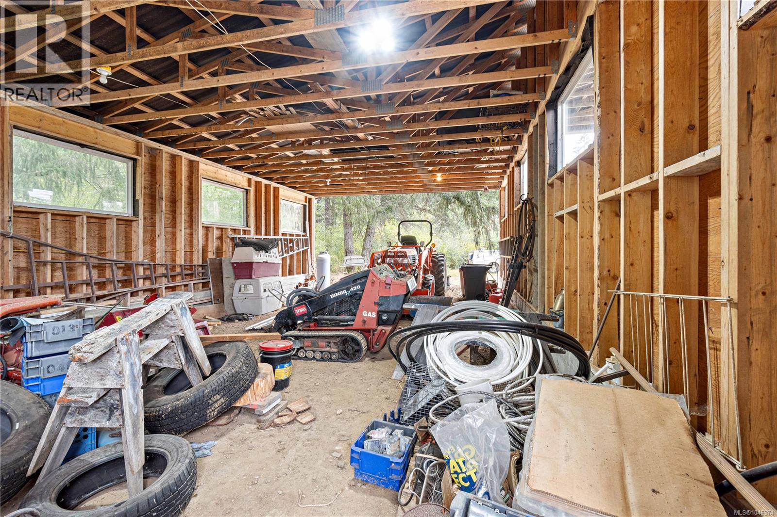 2445 Godfrey Rd - Image 37