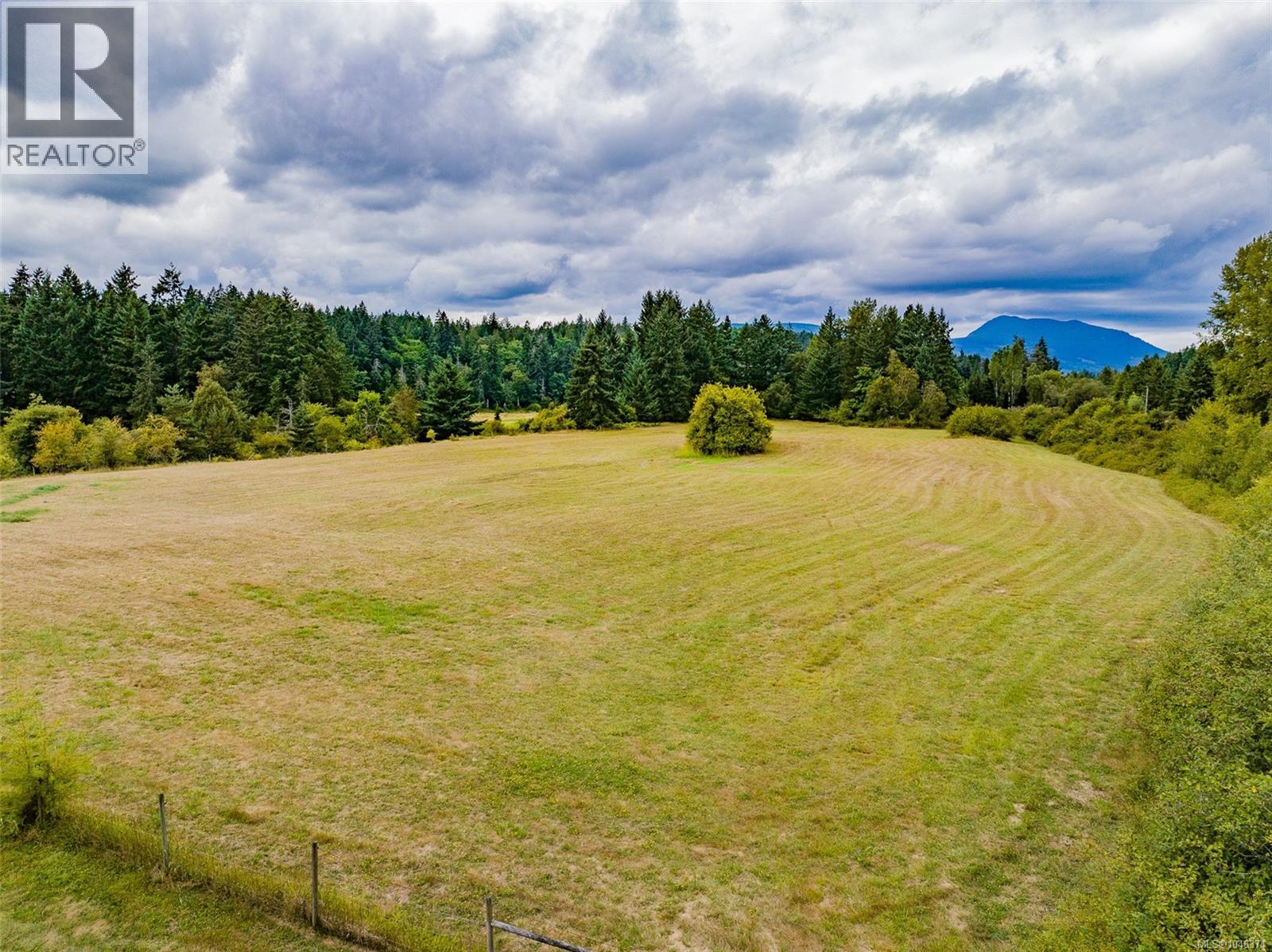 2445 Godfrey Rd - Image 59