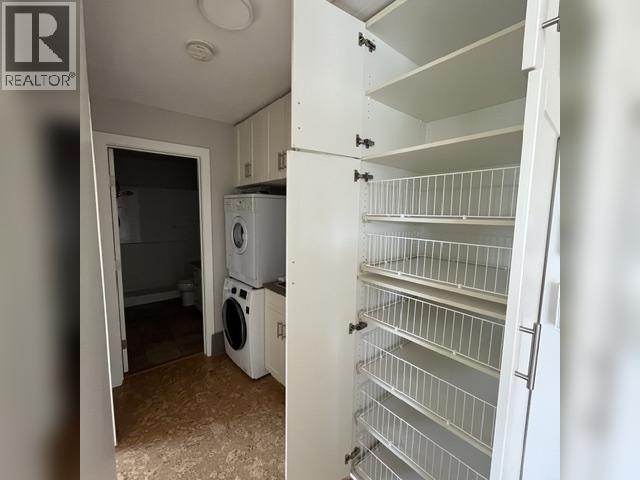 526 DOUGLASS DRIVE - Image 7