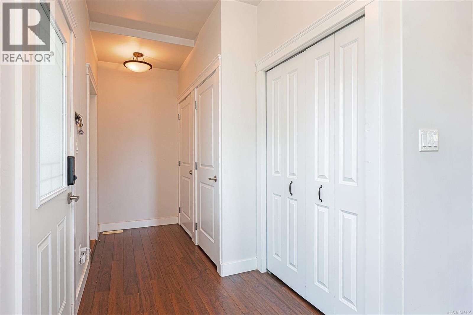 2712 Rydal Ave - 24