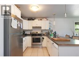2712 Rydal Ave, Cumberland, BC V0R1S0 Photo 34