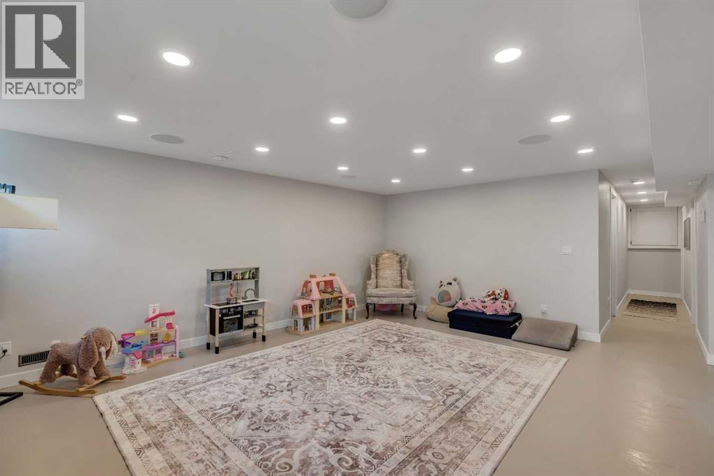 274126 64 Street E - Image 38