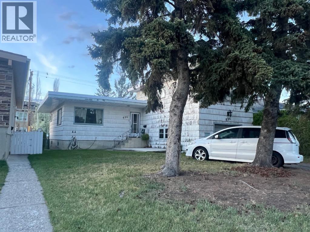 836 69 Avenue SW - 26