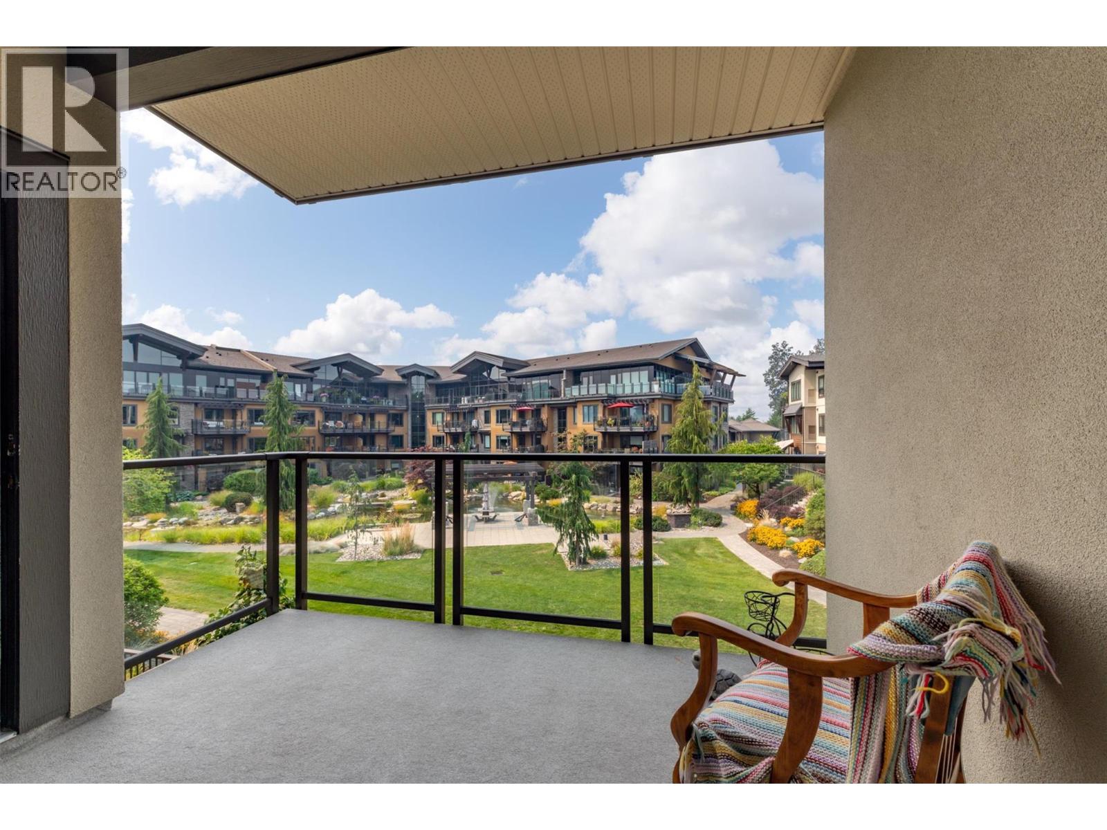 225 4380 Lakeshore Road, Kelowna