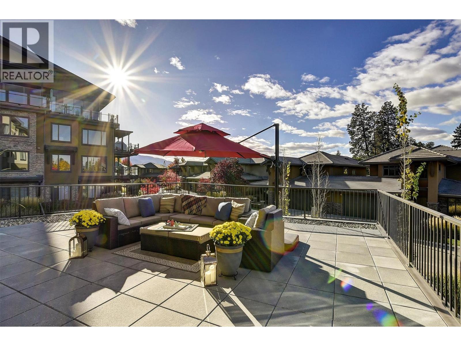 225 4380 Lakeshore Road, Kelowna