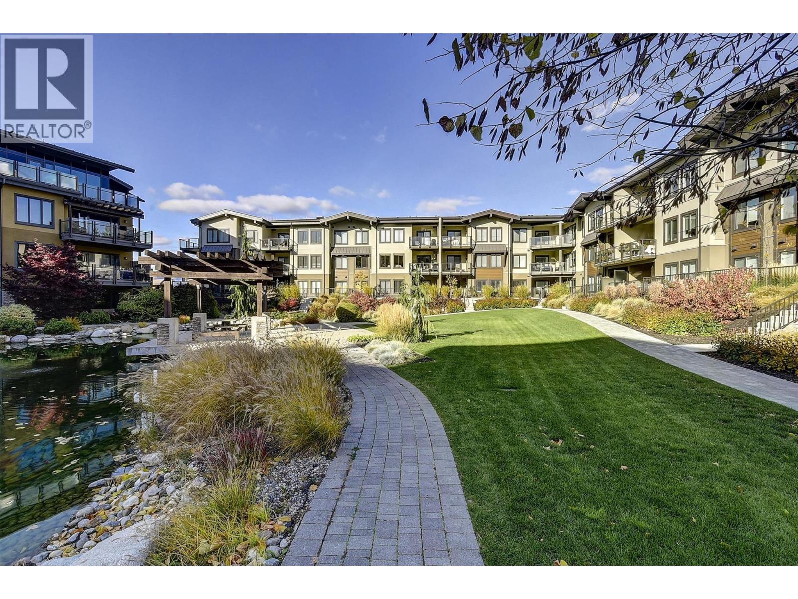 225 4380 Lakeshore Road, Kelowna