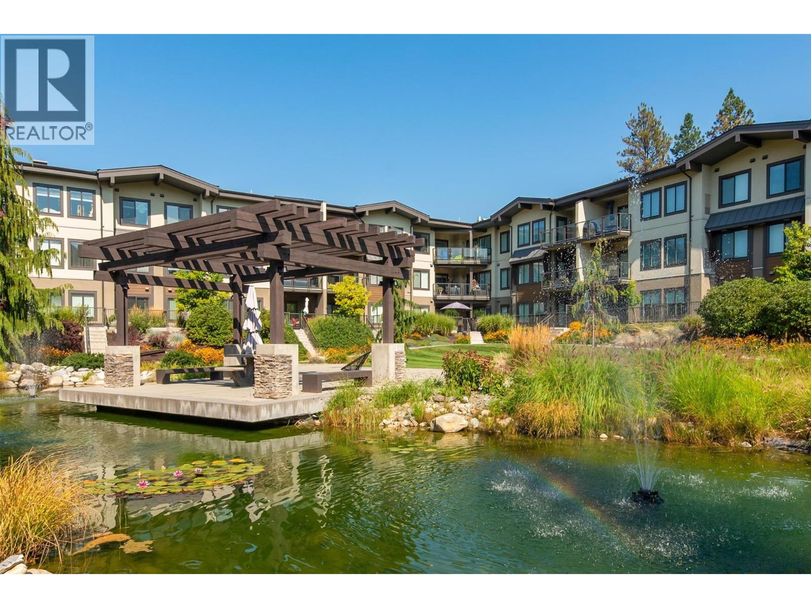 225 4380 Lakeshore Road, Kelowna