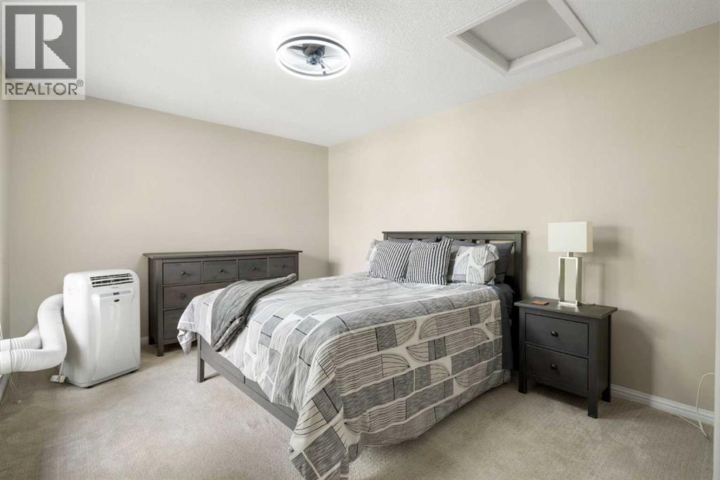 #101 1997 Sirocco Drive SW - Image 29