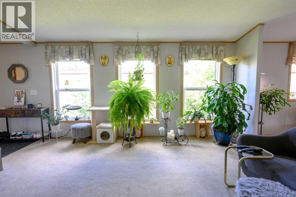 8505 90A Street - Image 4