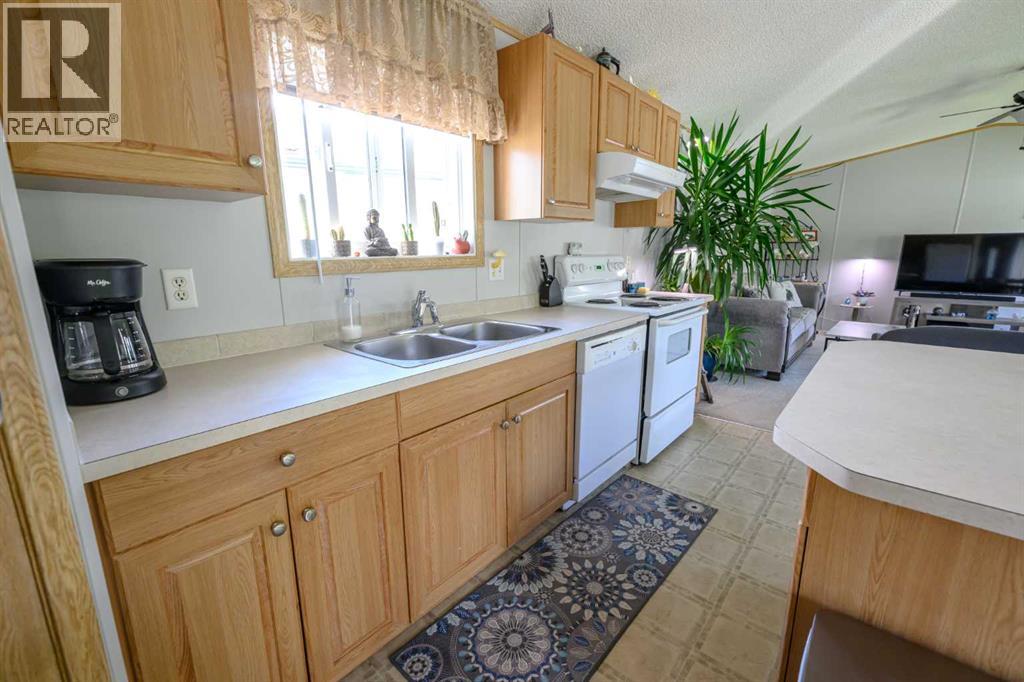 8505 90A Street - Image 11