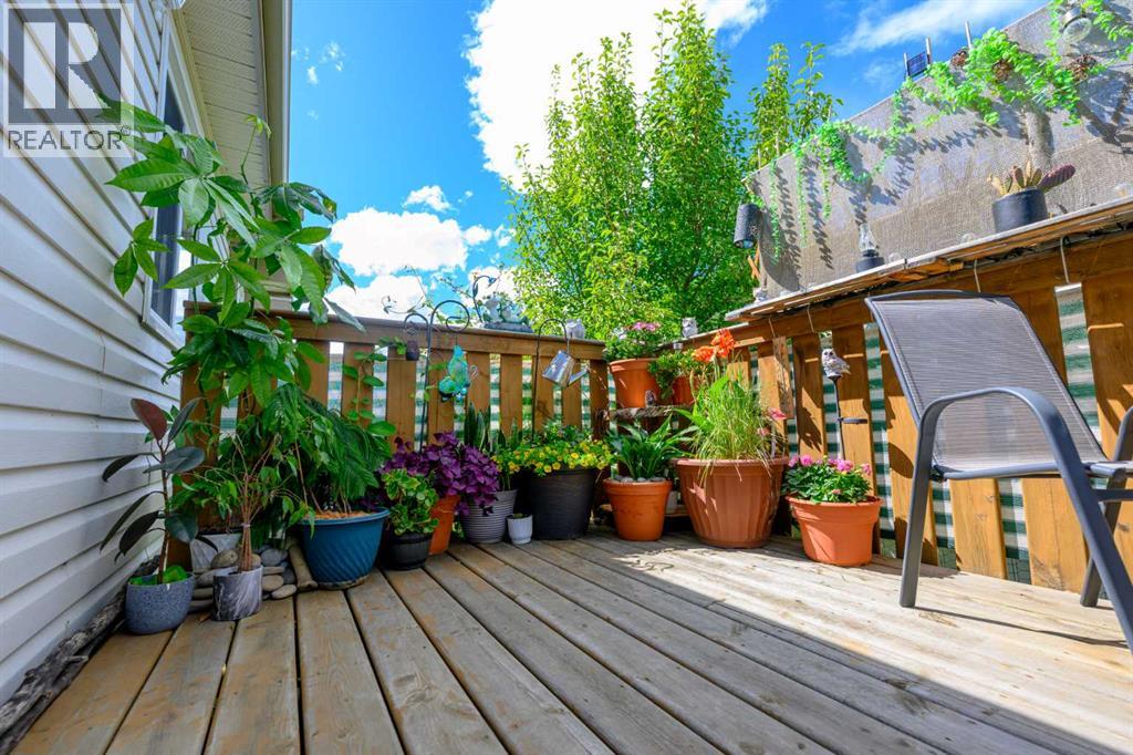 8505 90A Street - 25