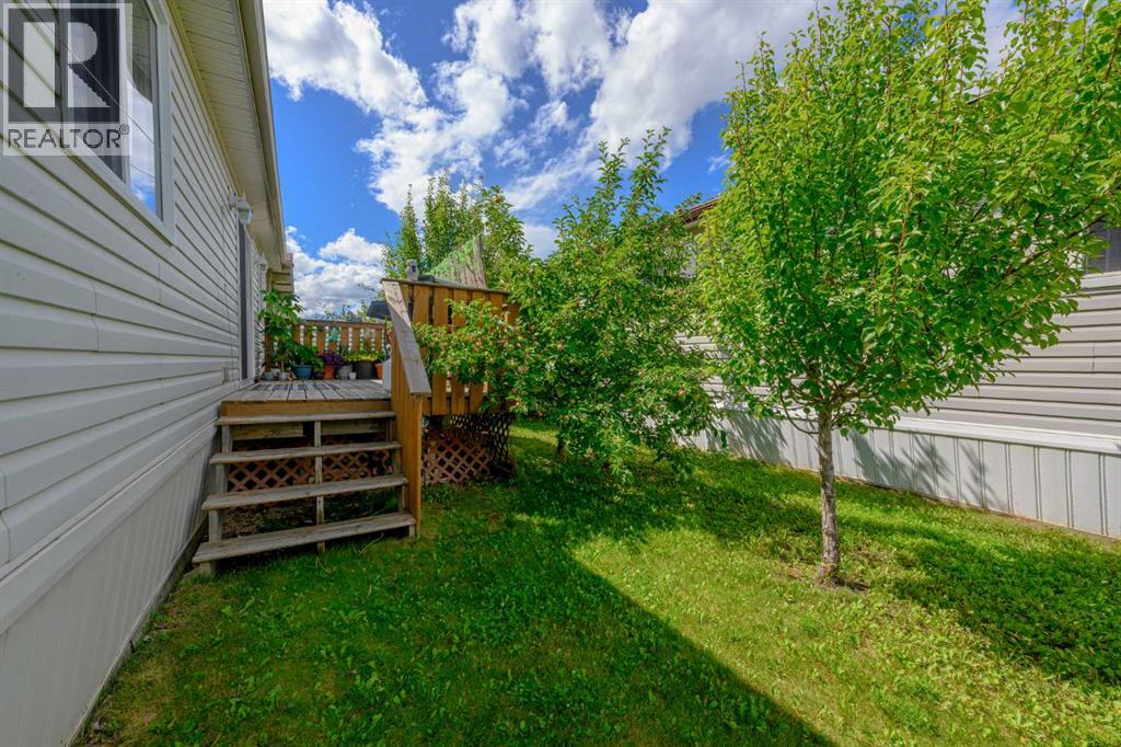 8505 90A Street - Image 31