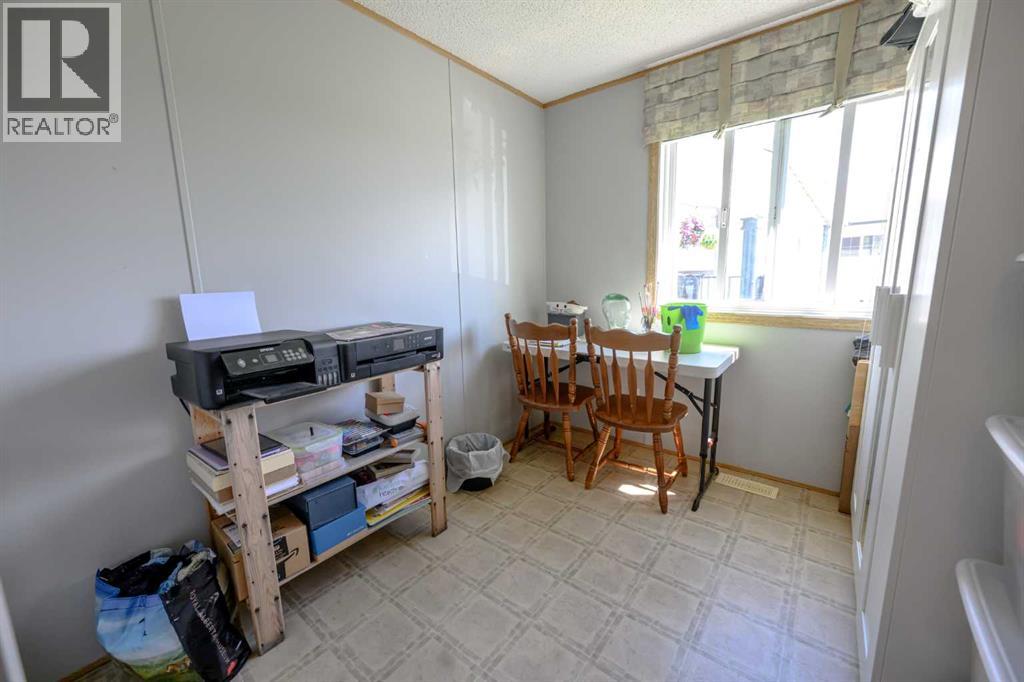 8505 90A Street - Image 21