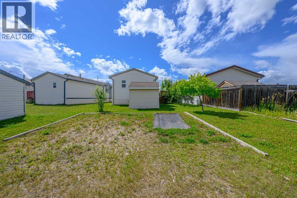 8505 90A Street - Image 33