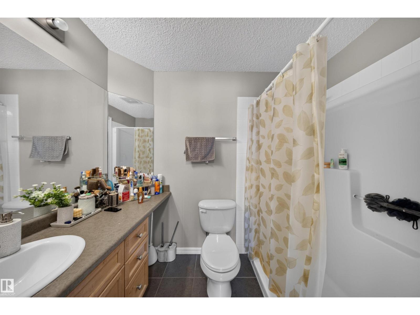 #215 4403 23 ST NW - 13