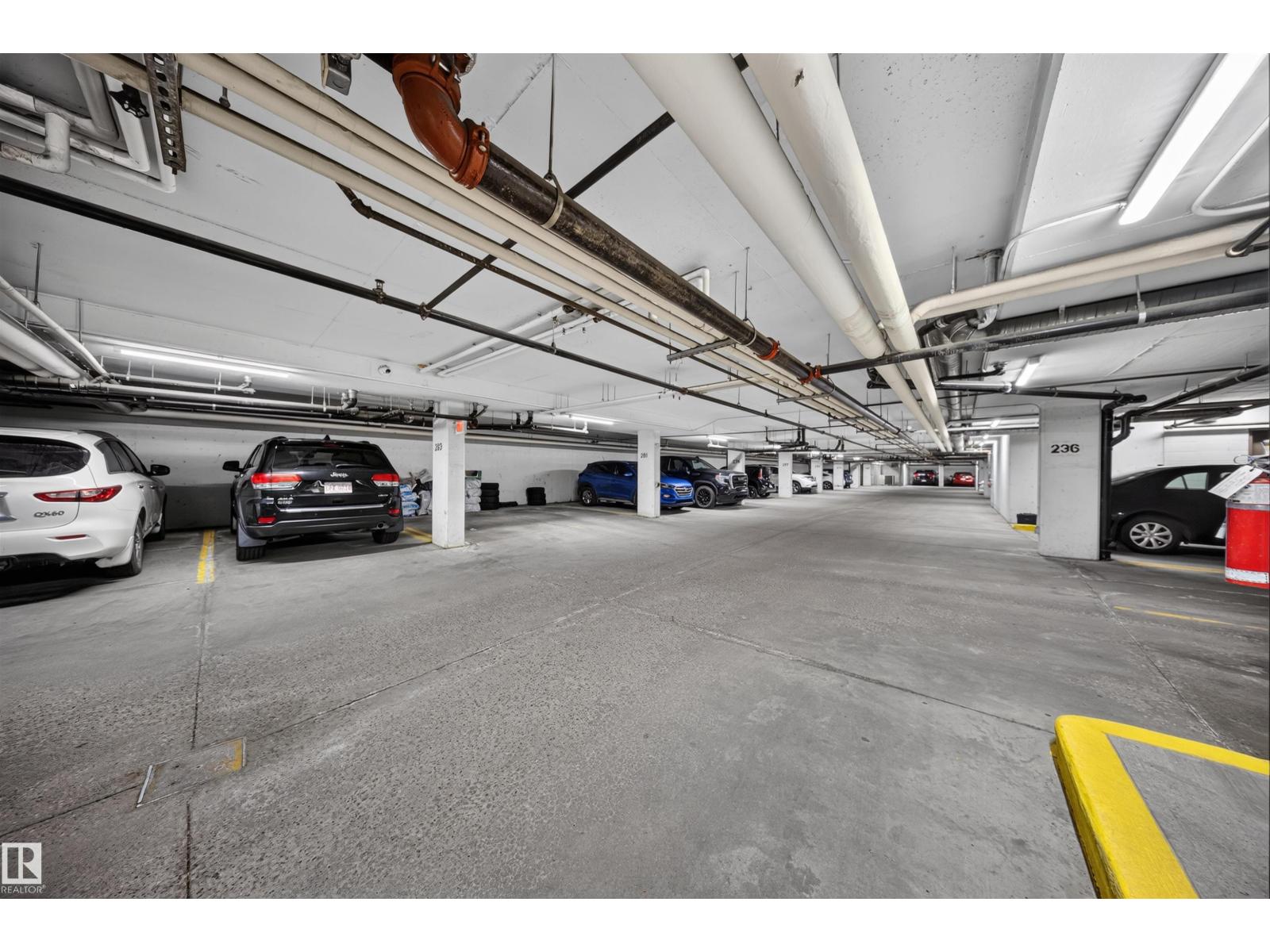 #215 4403 23 ST NW - 17