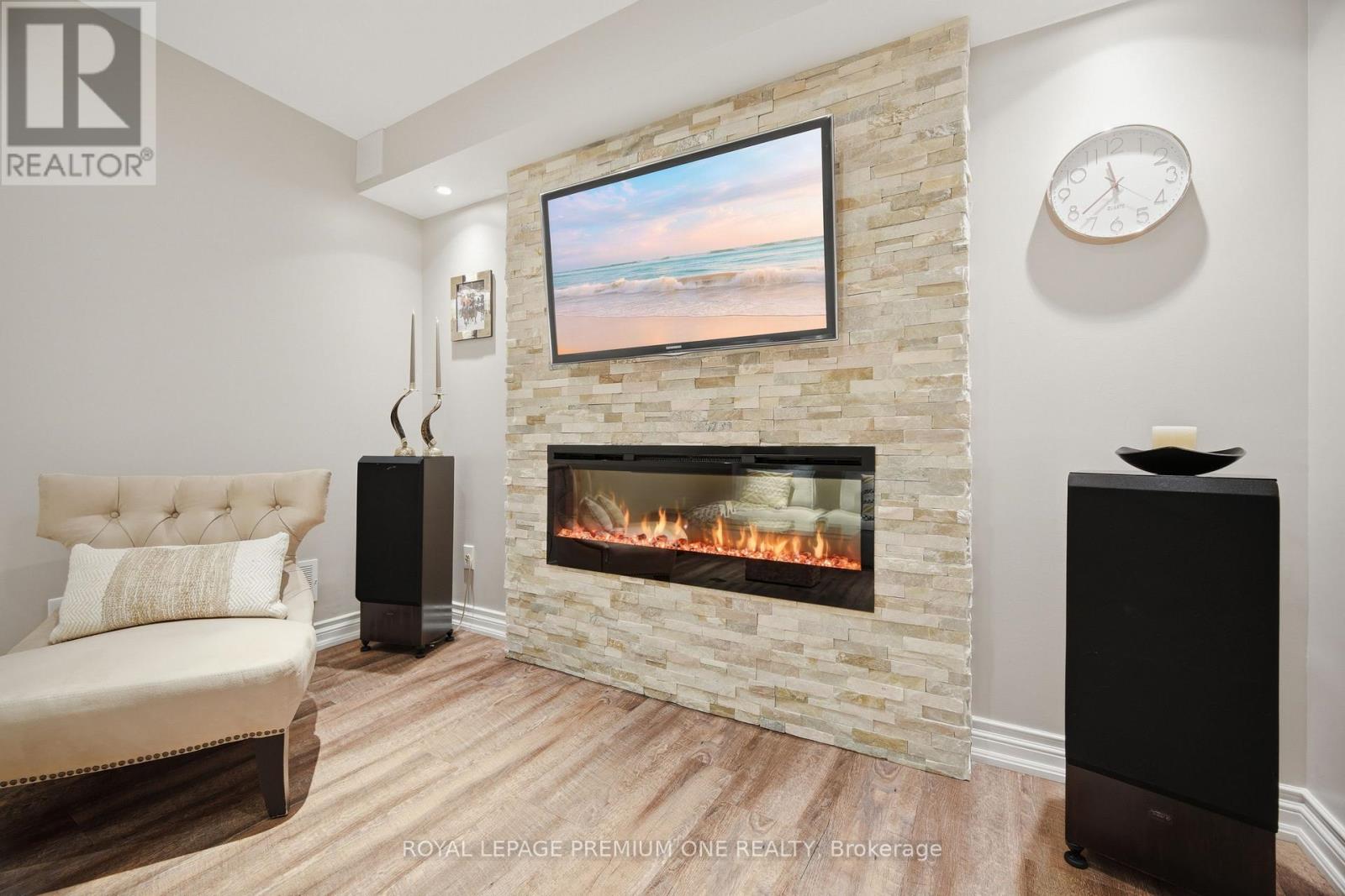 114 BELLINI AVENUE - 37