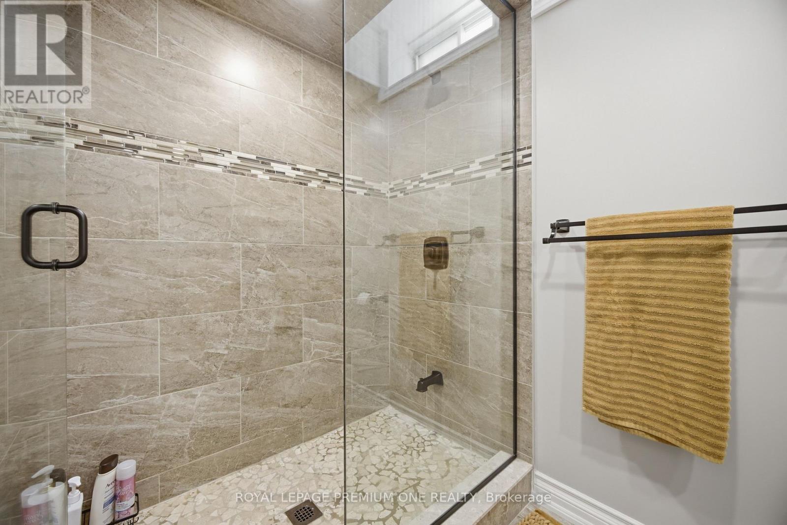 114 BELLINI AVENUE - 43