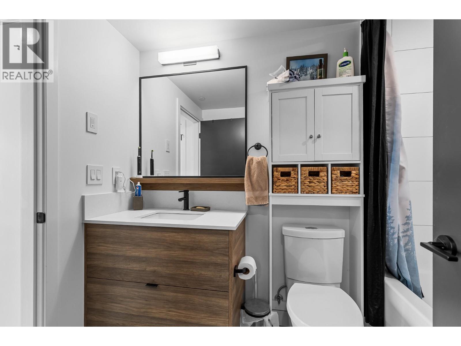 1707 1471 St. Paul Street, Kelowna