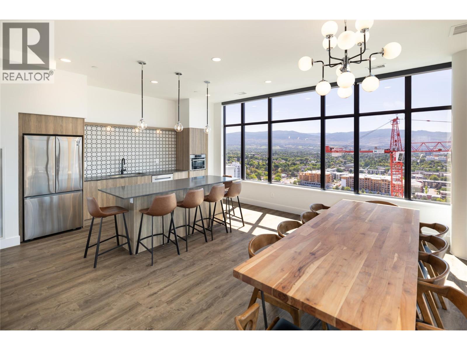 1707 1471 St. Paul Street, Kelowna