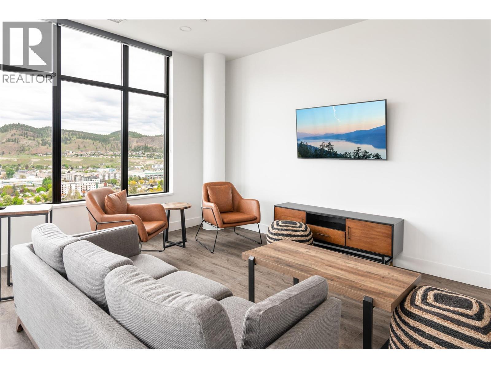 1707 1471 St. Paul Street, Kelowna