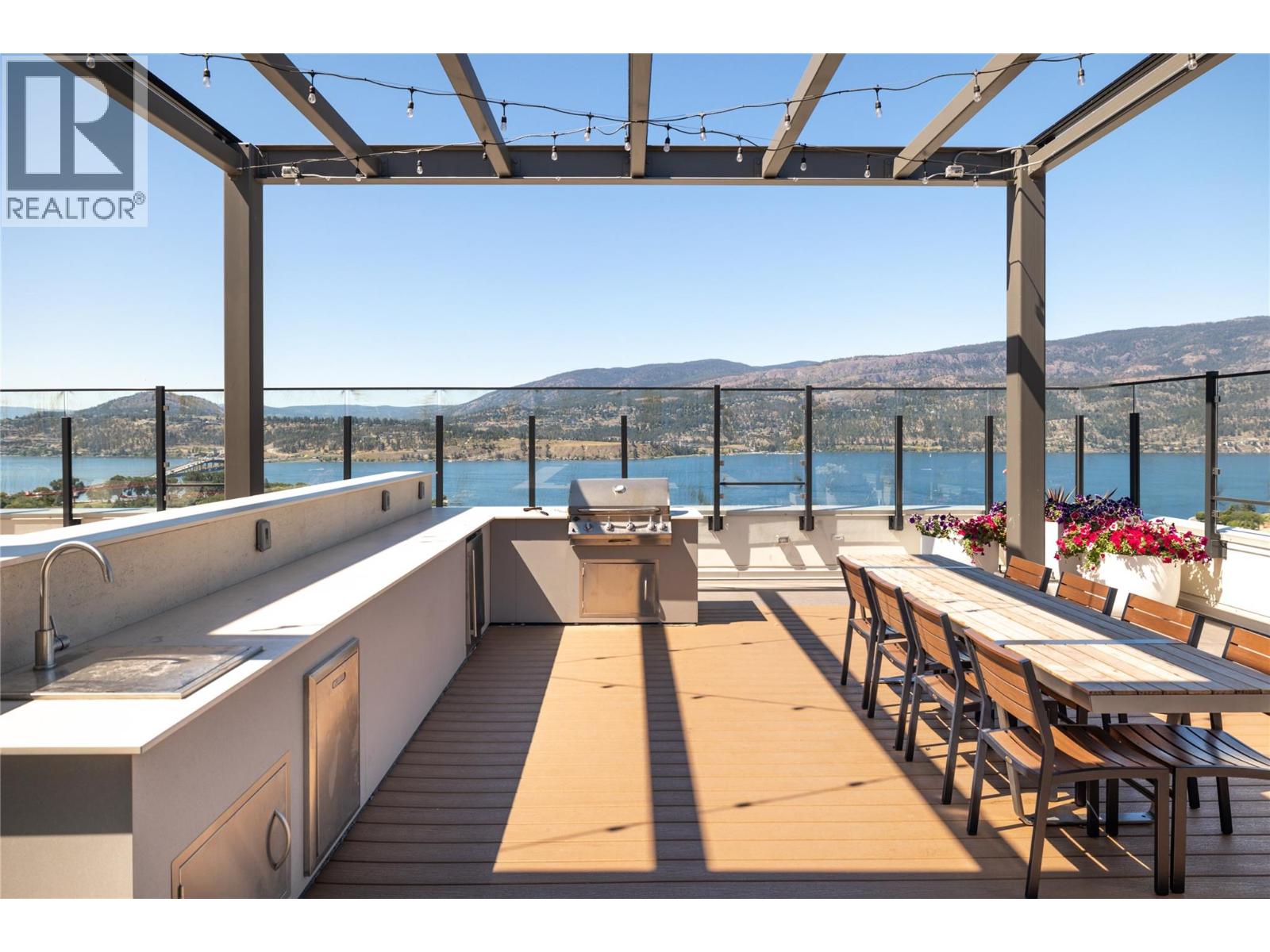 1707 1471 St. Paul Street, Kelowna