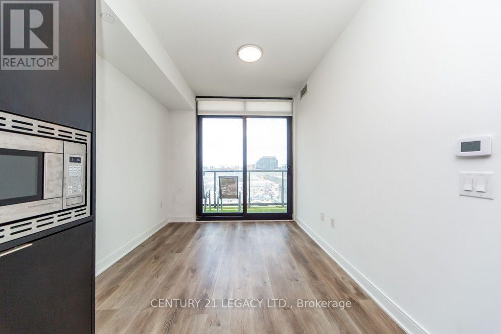 #821 86 DUNDAS STREET E - 16