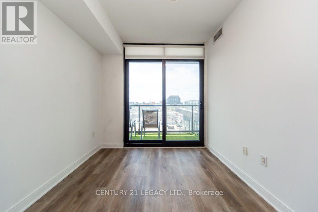 #821 86 DUNDAS STREET E - 17
