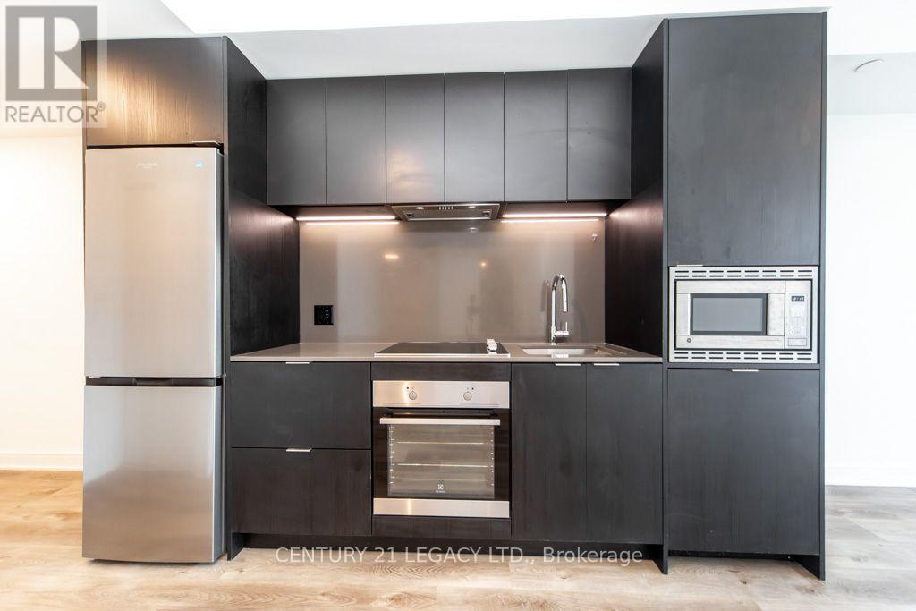#821 86 DUNDAS STREET E - 21