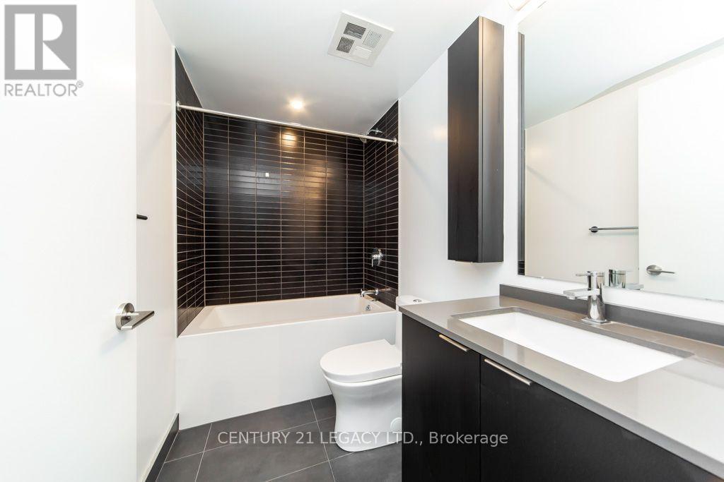 #821 86 DUNDAS STREET E - 30