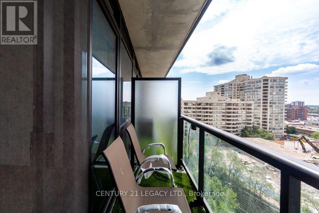 #821 86 DUNDAS STREET E - 36