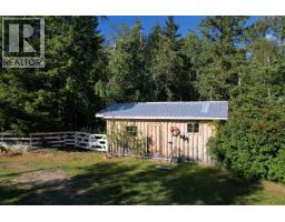 2301 Kersley-dale Landing Road, Quesnel, BC V2J6L7 Photo 12