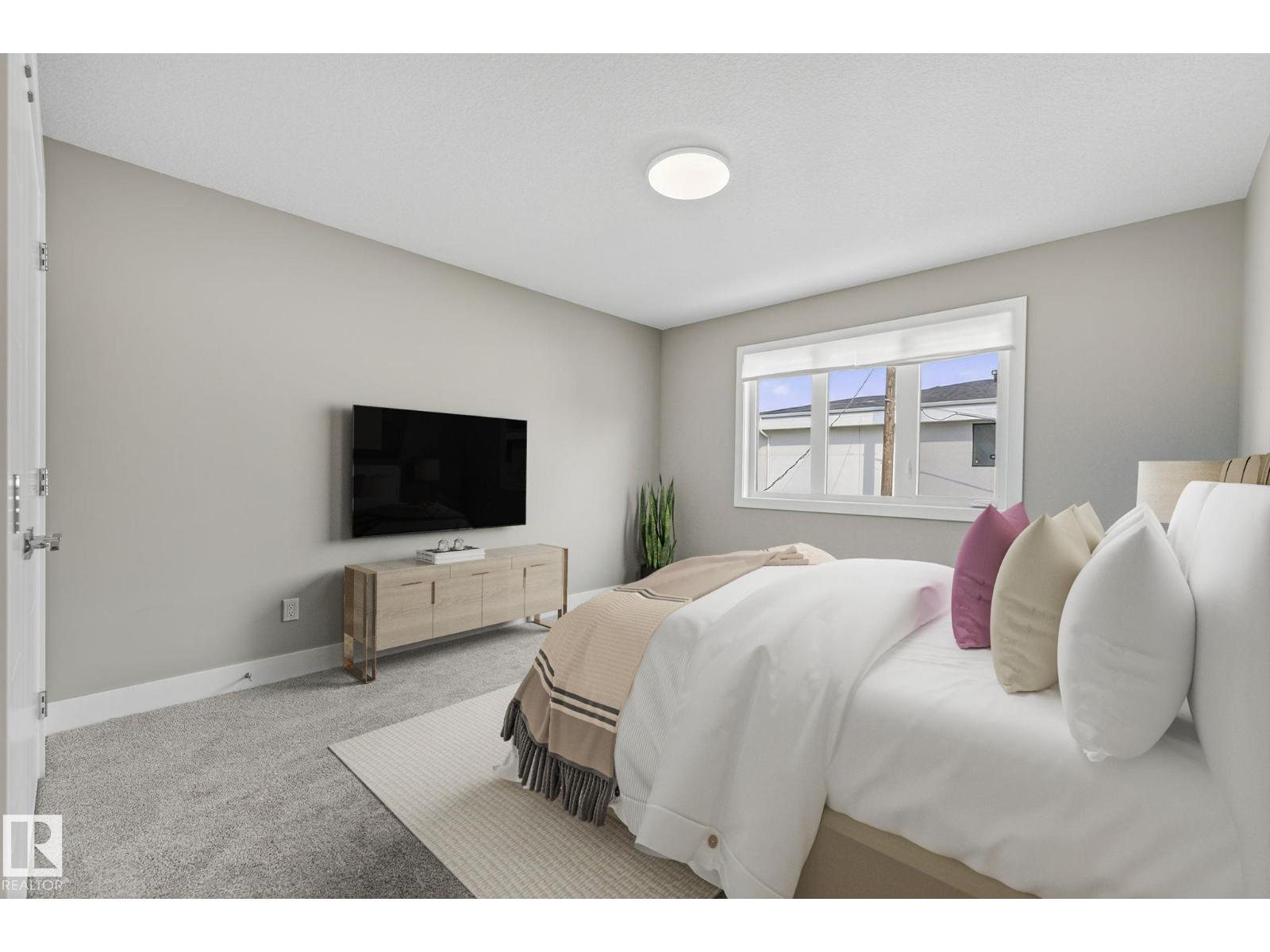 10906 54 AV NW - 22