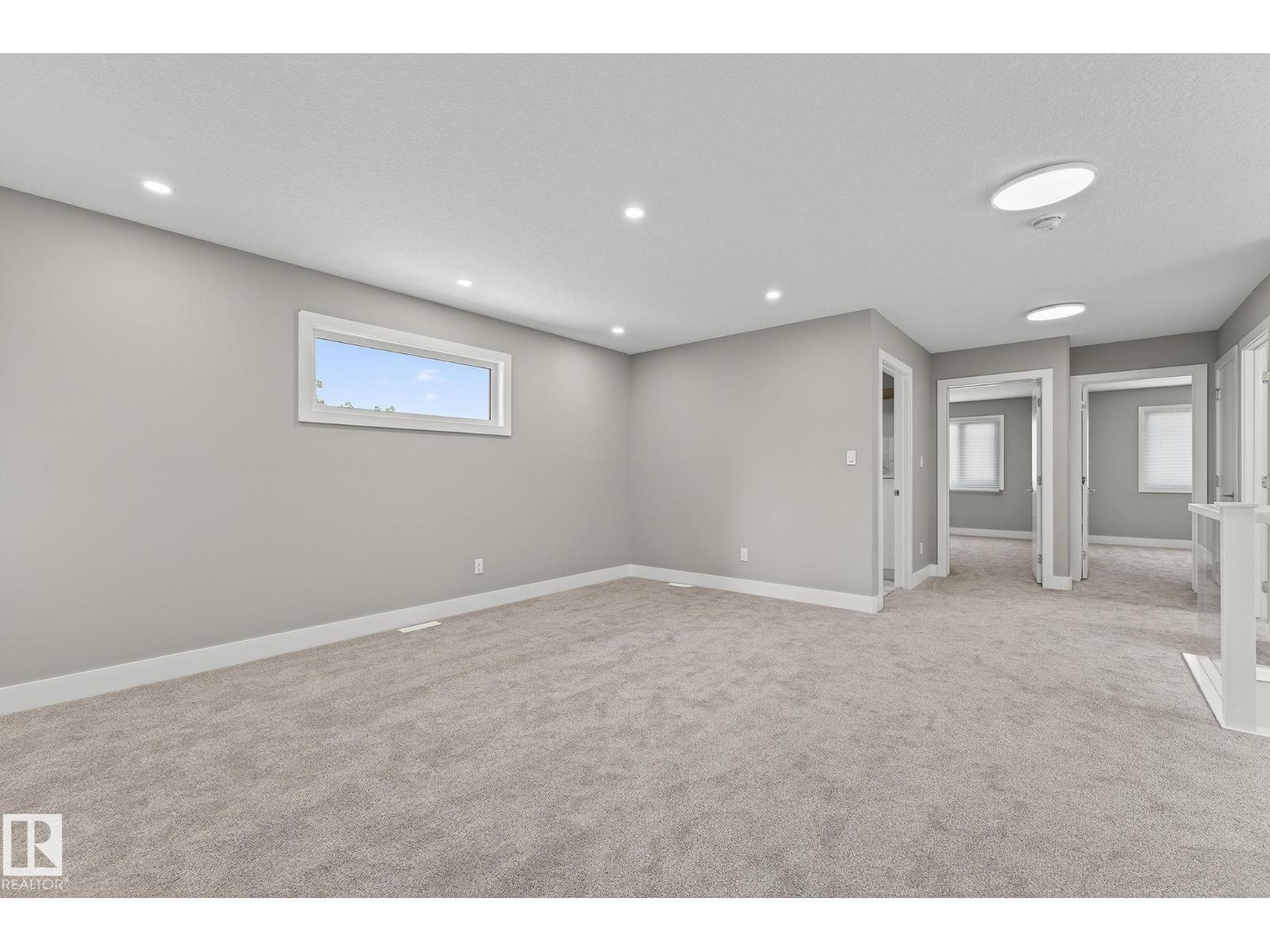 10906 54 AV NW - Image 31