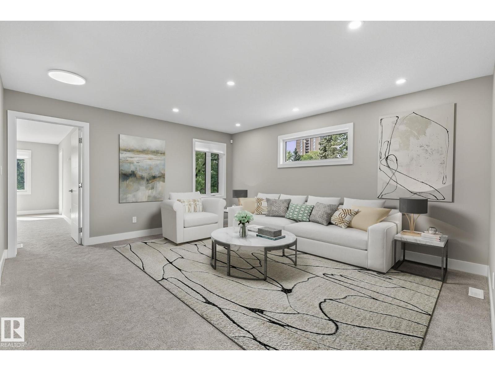 10906 54 AV NW - 32