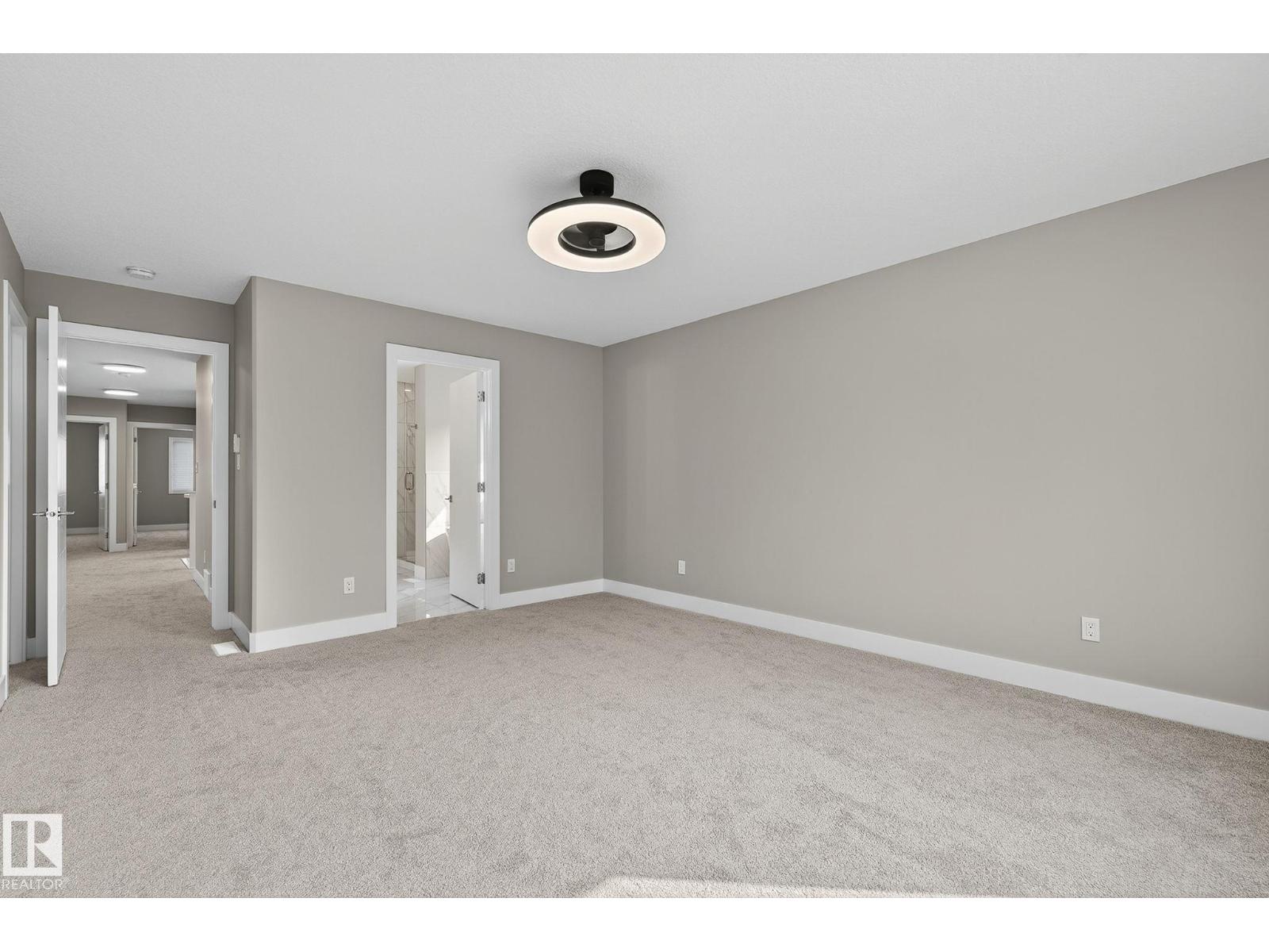 10906 54 AV NW - 34