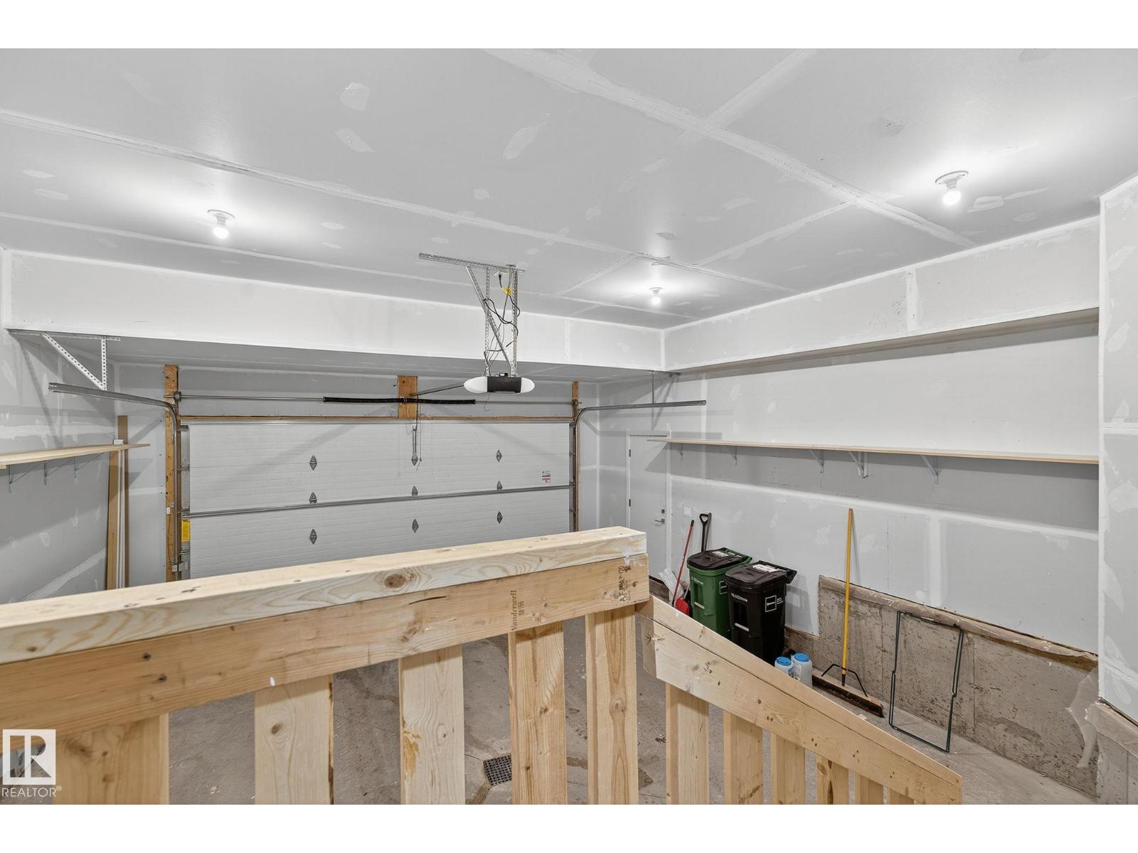 10906 54 AV NW - Image 71