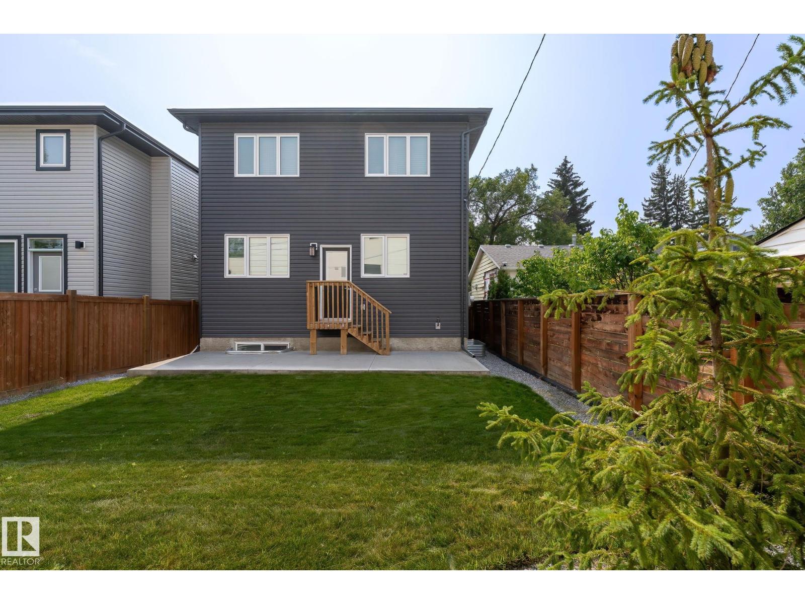 10906 54 AV NW - 75