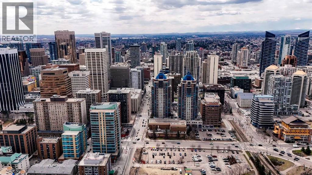 #2402 910 5 Avenue SW - 30