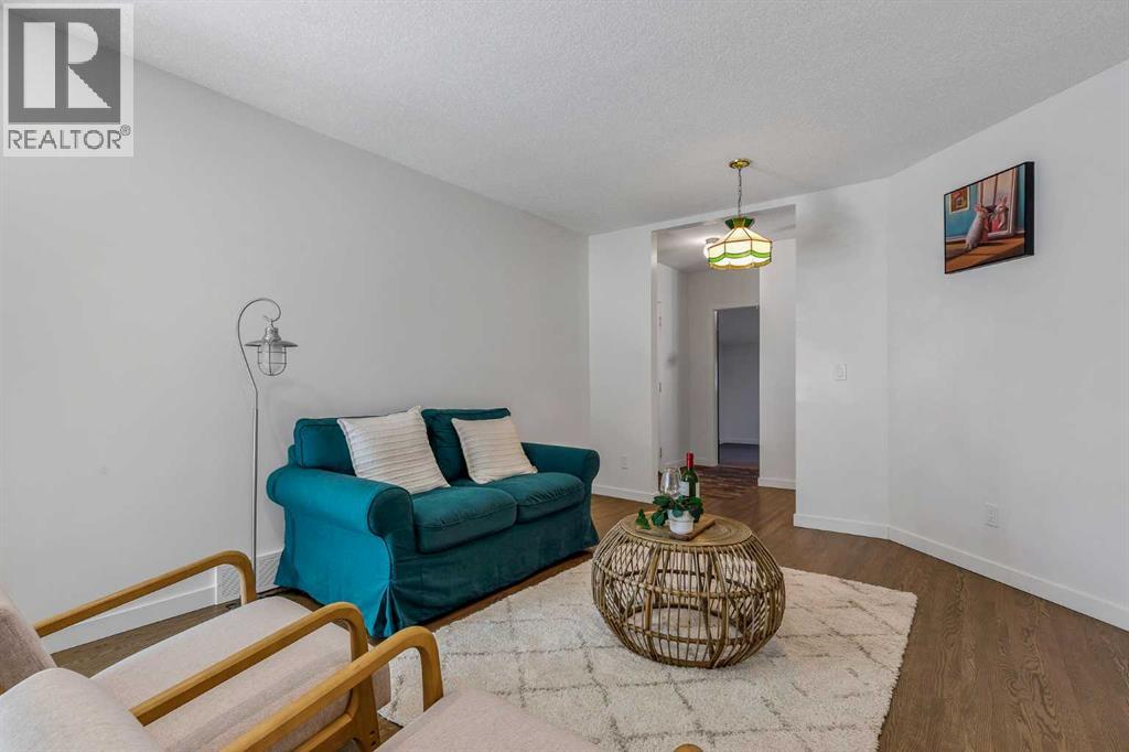 245 21 Avenue NW - Image 5