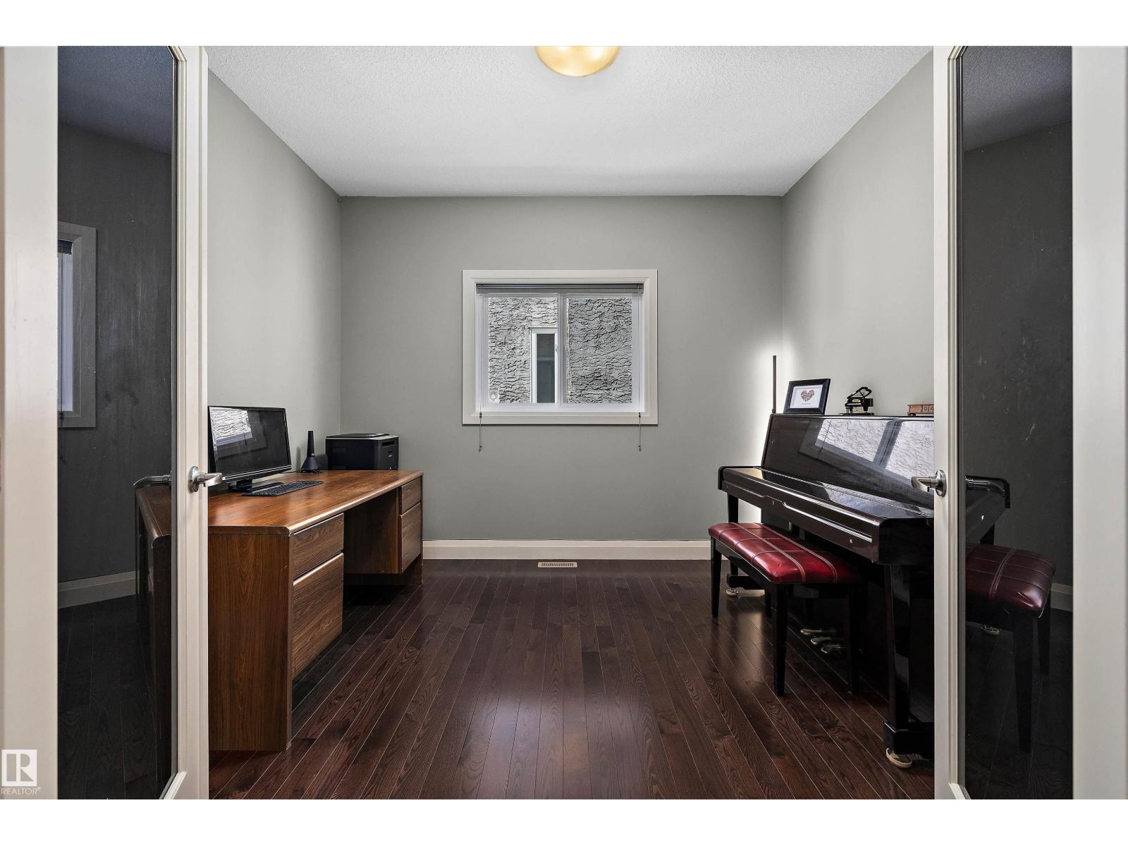 13504 163 AV NW - 21